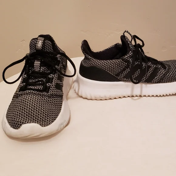 Adidas Cloudfoam Men's Size 6 - Picture 2 of 6